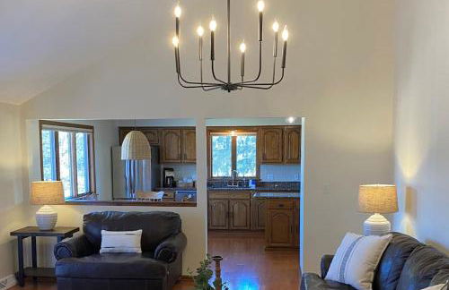 Dave & Susie's Place Across from Notting Hill Farm! - Foto 28