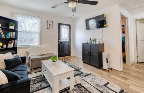 Comfortable 2 Bedroom Near Downtown Atl Sleeps 4 Free Parking - Foto 17