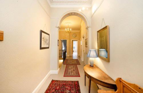 JOIVY Chic and Spacious House at the Heart of the City - Foto 62