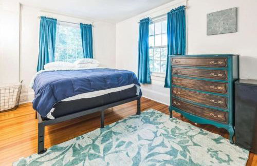 Massive 6 bedroom home with a Pool - Foto 16