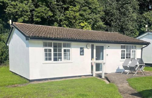 BumbleBee Lodge - Photo 1