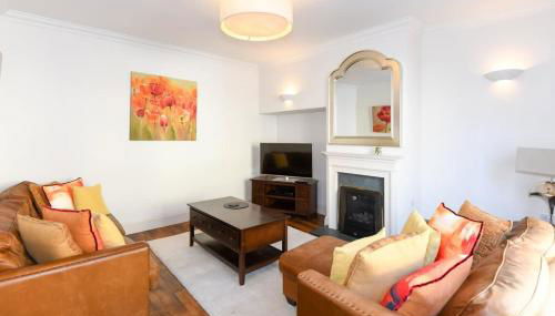 Spacious Townhouse Private Parking Central Wells - Foto 2