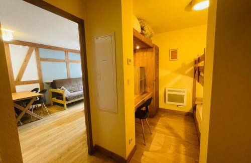 Appartements - PISCINE INTÉRIEURE Sauna - PARKING Privé Étage 1 - Centre Village - Résidence Cami Réal - avec LINGE et MÉNAGE de fin de Séjour Compris - Foto 14