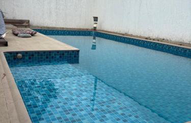 Casa Praia Grande 5min praia, 2 vagas, wi fi , 3 banheiros , piscina grande , freezer extra gelo , churrasqueira , até 9 pessoas - Photo 58