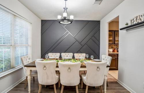 Tropical Escape Pool Jacuzzi Bar in Alvin TX - Photo 20