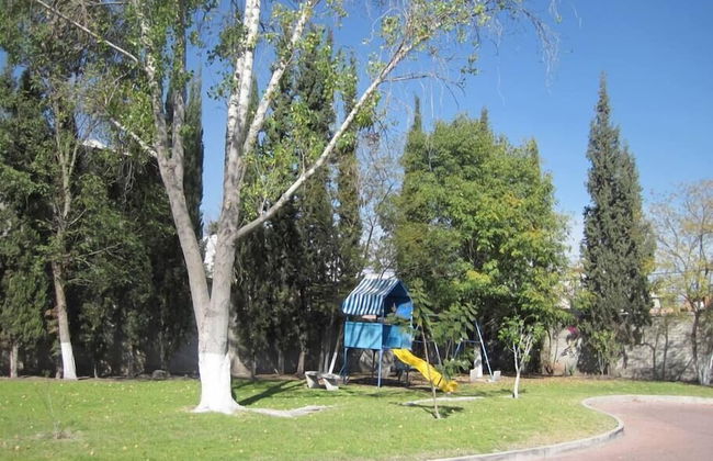 Tranqulidad y Seguridad en Avenida Principal - Foto 13