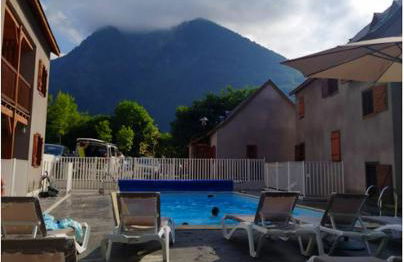 Appartement élégant à Cauterets - 48 m² - Piscine partagée - Photo 2