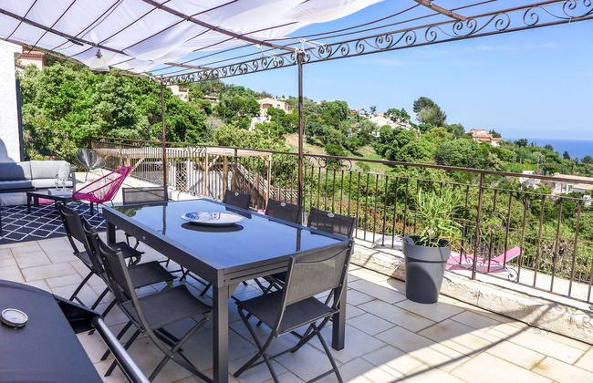 3 bedroom House in Roquebrune-sur-Argens with private pool and garden - Foto 2