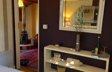 Adorable Hideaway with log fire and incredible views - Foto 4