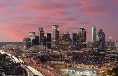 NEW Montrose Gem! Central to Museum District & Downtown Houston - Foto 25