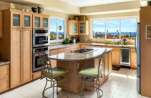 Oceanview Coastal Retreat in Redondo Beach - Foto 14