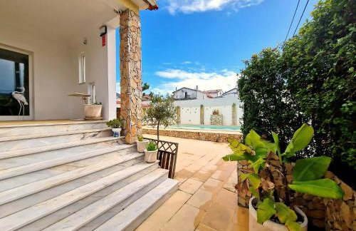 Private Pool House Minutes from the Beach - Foto 4