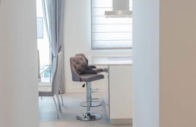 Luxury 2BR Seaviews - Santa Barbara Heights - Photo 13