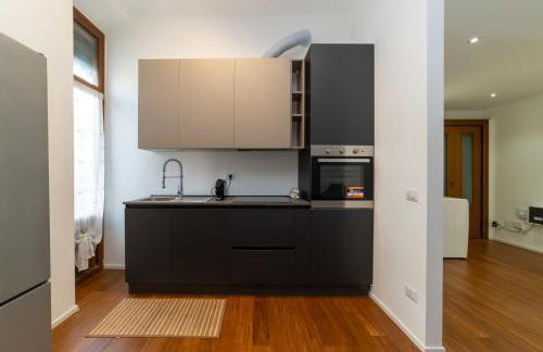 Moderno bilocale vicino Aeroporto Linate Self check-in 24h & WiFi veloce - Photo 5