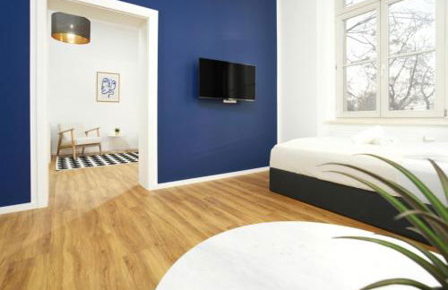 Halle Suites by FullHouse - free parking & WiFi - Foto 51