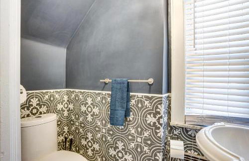 Explore Orange and NYC! Luxury Family Home with Deck - Foto 14