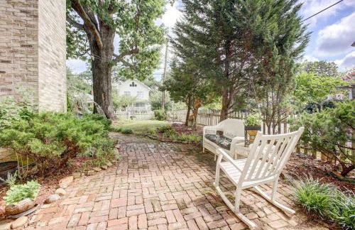 Close to Downtown, 11-Person Swim Spa-Hot Tub, 75" TV 4 Movie Nights, Spacious, Walk To Restaurants, Ping Pong - Foto 29