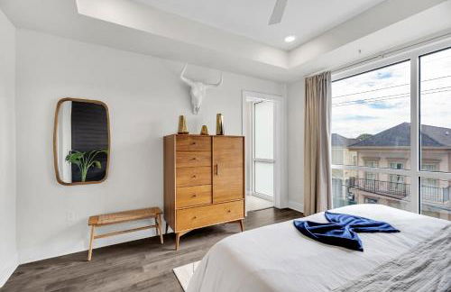 Bywater 2BR w Pool, Gym & King Beds - Foto 37