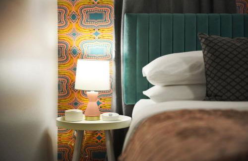 HostWise Stays - King Bed - Free Street Parking - Walkable Location - Foto 25