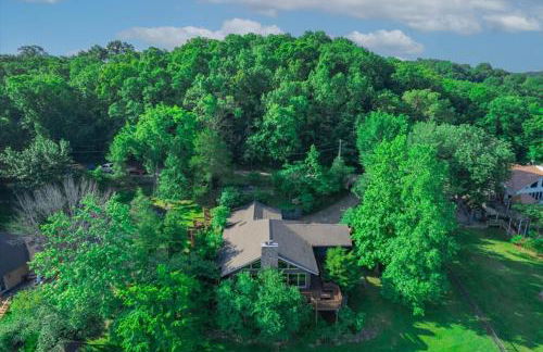 The Linn Creek Lodge Family Home with Private Dock - Foto 36