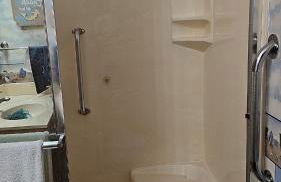 Spacious Family Retreat with ADA Ramp and ADA bathroom - Foto 33