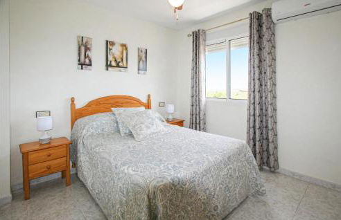 Stunning Apartment In Torrevieja - Foto 17