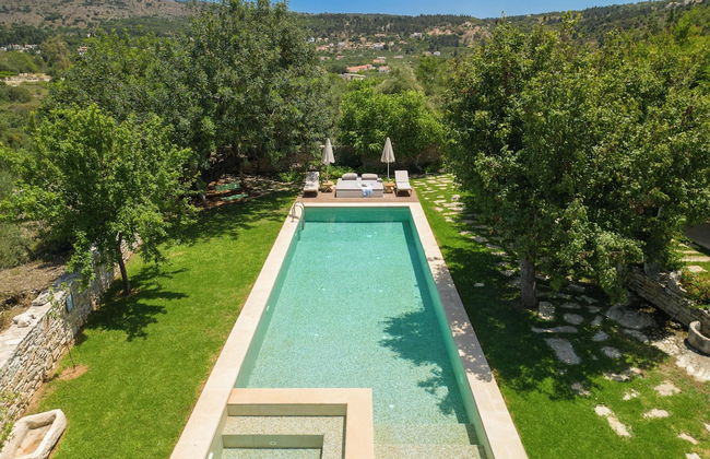 Athermigo Boutique Estate - Photo 1