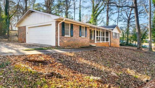 4-Bed 2-Bath Pet Friendly Home in Stonecrest - Foto 2