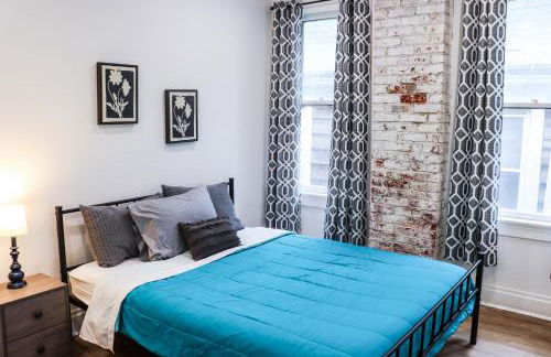 Downtown Retreat - 2BR Oasis - Foto 18