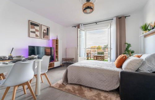 L'Excellent - Grand Cinema - Grand Marché - Netflix - Foto 4