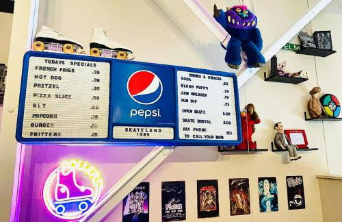 Radical 80's Getaway! A Blast From The Past! - Foto 41