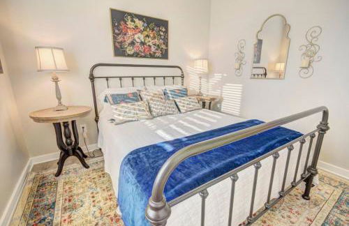 Winters Lodge at Little Ranches 5 min to Square - Foto 22