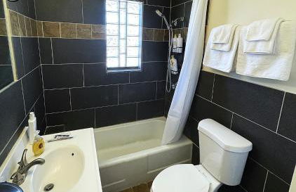 3Bd, King, Brkfst, Large TVs, WD, Sleeps 11, BBQ - Foto 14