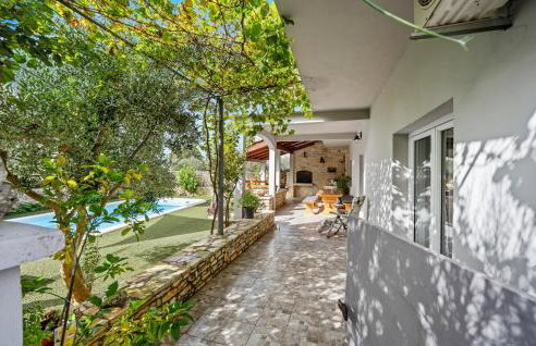 Amazing Home In Oklaj With Wifi - Foto 8