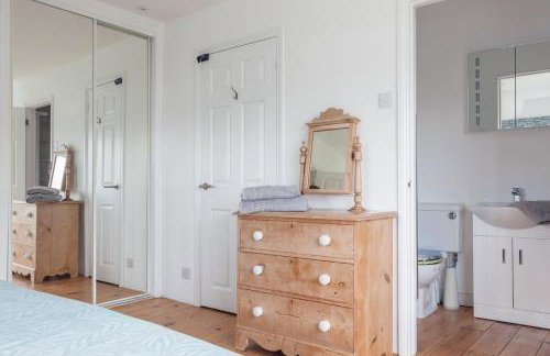 Modern Beach House overlooking the Sea - Foto 22