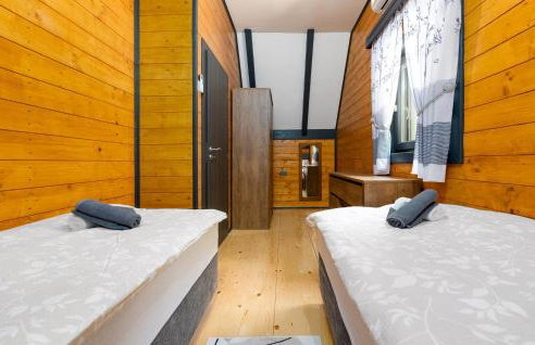 Lovely Home In Lipovlje - Photo 22