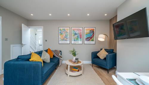 Edgeware Home 4 Bedroom House-Free Parking - Foto 2