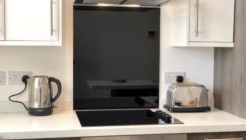 Rhondda Valleys with Breathtaking Riverside Views - Foto 2, stove, toaster