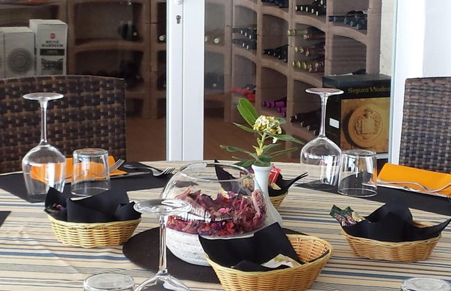 Vistamar Apartamentos - Photo 8