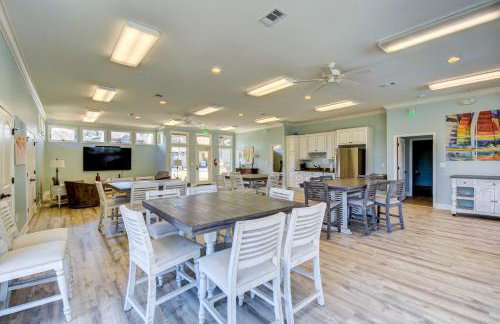 Spacious Lake Keowee Home Boat Slip and Pool Access - Foto 37