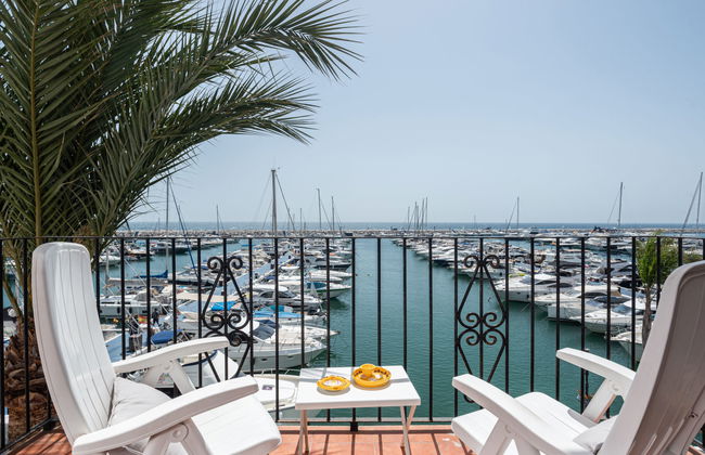 Puerto Banus First Line - Photo 1