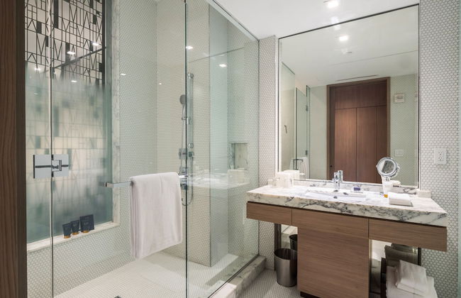 Suites at SLS LUX Brickell managed by CE - Foto 11