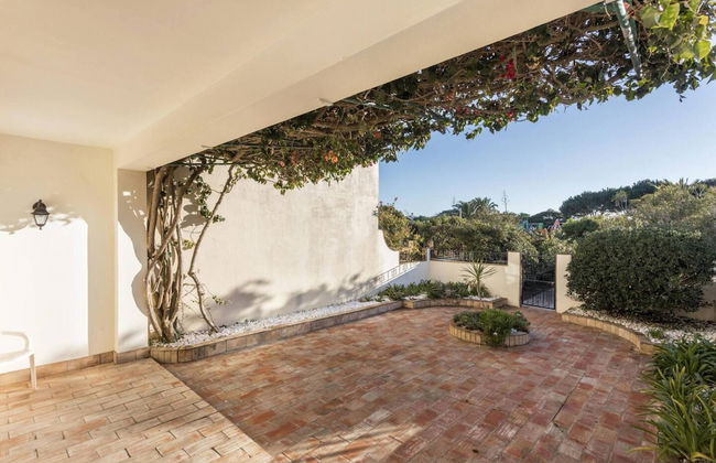 Beautiful Villa in Praia da Salema max 6 People - Foto 29