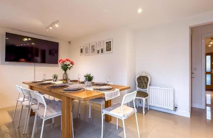 New Modern Detached House with 5bdr Glasgow - Foto 24