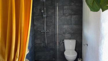 Mas des Pelissiers Chambre & Table d'hote - Foto 4