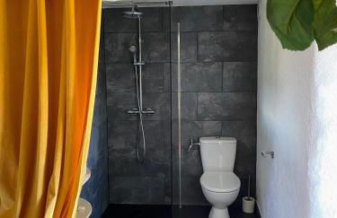 Mas des Pelissiers Chambre & Table d'hote - Foto 4