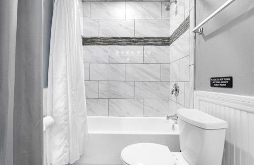 Pool Hot Tub Massage Chair Free EV Charger 5 Mins to Beaches! - Foto 45