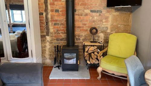 Topiary Barn - Stylish Accommodation in Rutland - Photo 5