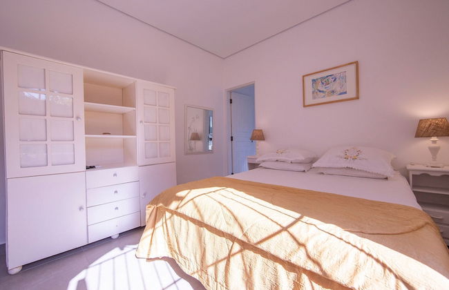 4 quartos piscina 350 m praia - Foto 3