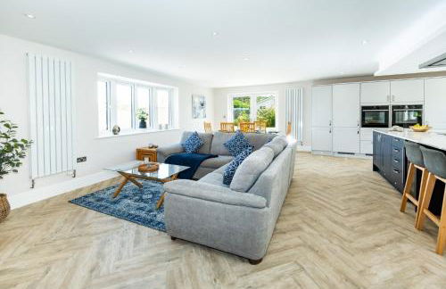 NEW! Stunning & Huge 5BR with Parking & Garden - Perfect for Families & Groups! Excellent Location - Foto 19